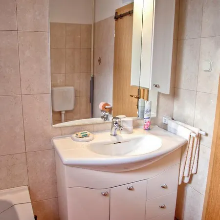 Apartman Adriano 1527 *